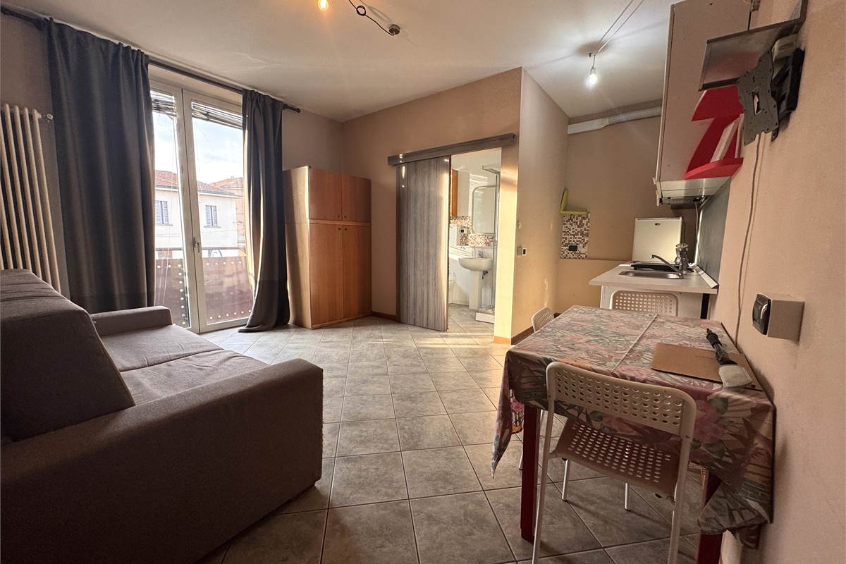 Trilocale con due bagni a Cantù Asnago