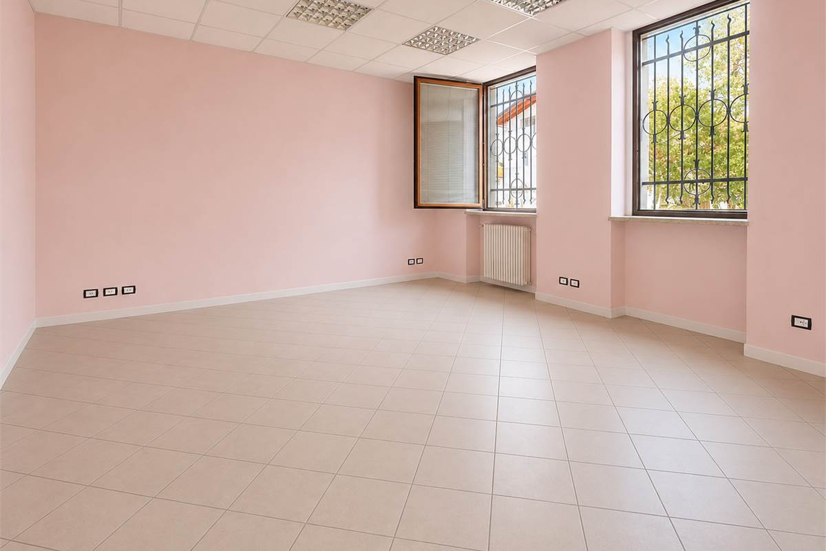 Ufficio in affitto a Cantù