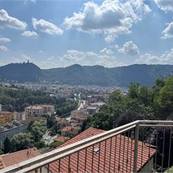 4 LOCALI CON BOX