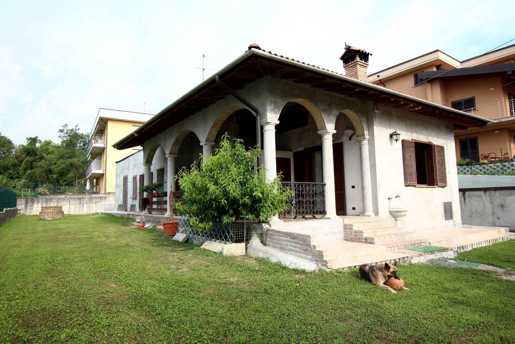 Como, Albate: casa singola da ultimare
