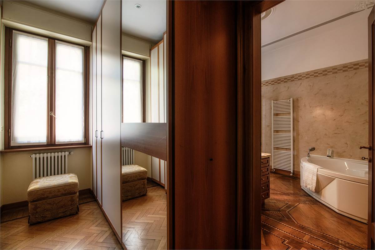 Cabina armadio camera padronale