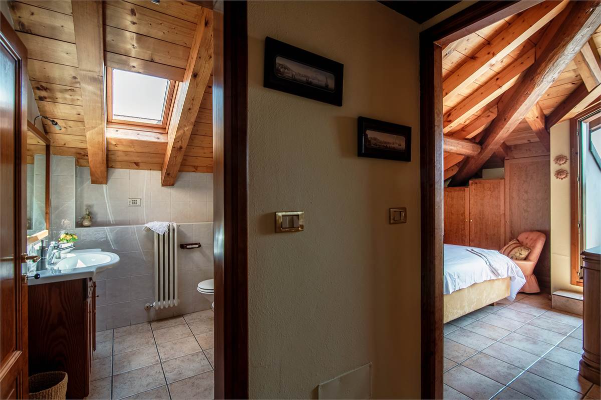 1° bagno zona ospiti