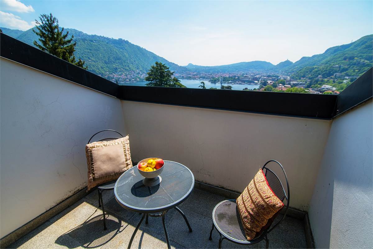 Balcone a tasca