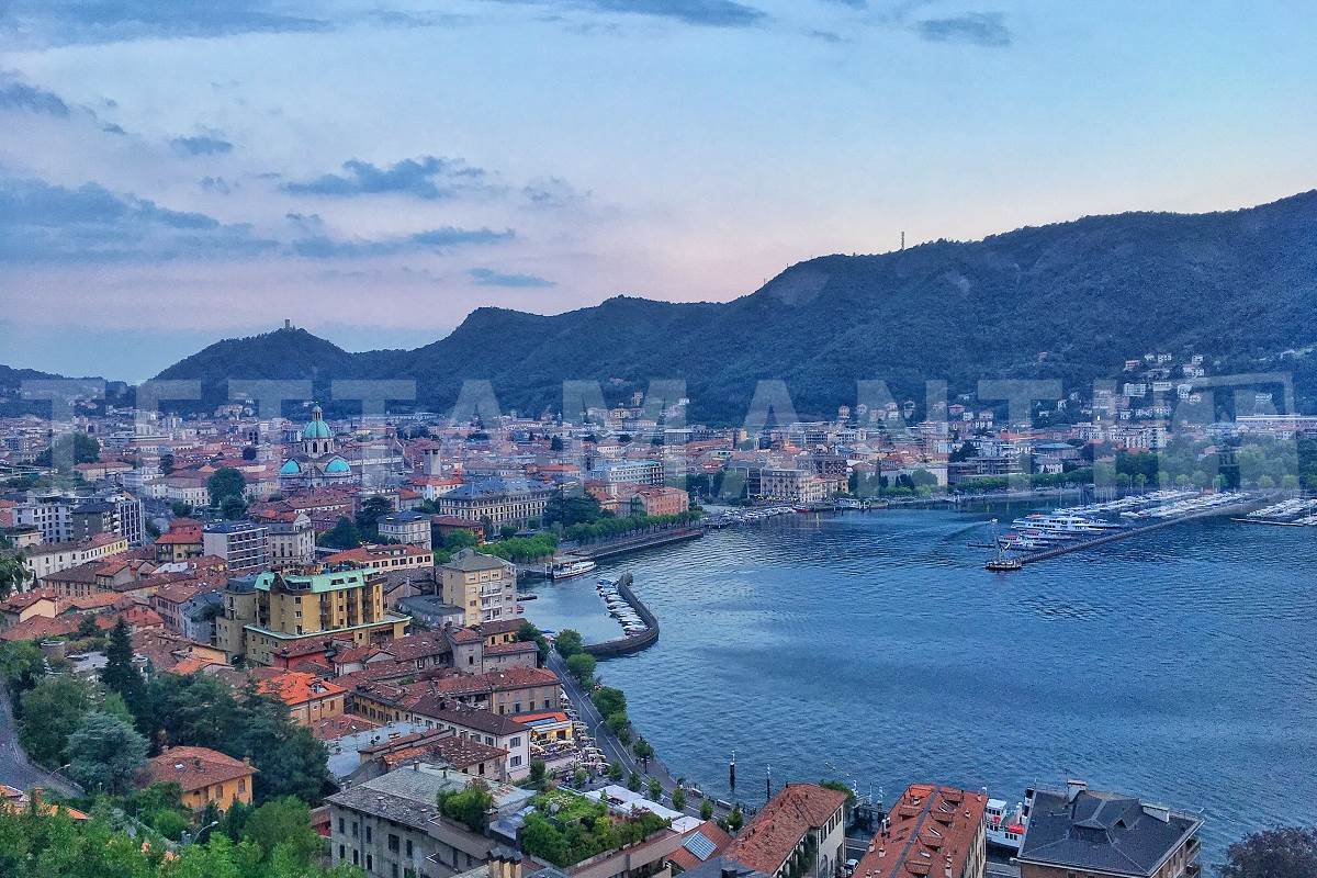 4 o più locali In Vendita a Lomazzo