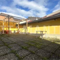 Como Borghi: Ampio Quadrilocale con Terrazzo 