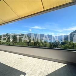 Como appartamento vista lago con terrazzo