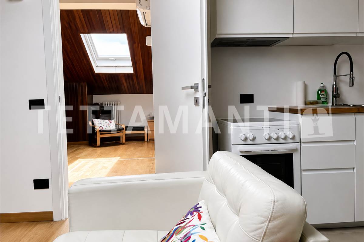 Ampio Appartamento Vista Lago a Como Garzola con box