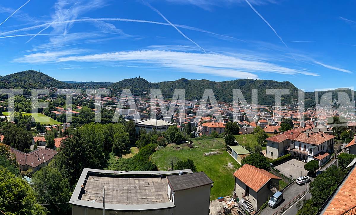 Ampio Appartamento Vista Lago a Como Garzola con box