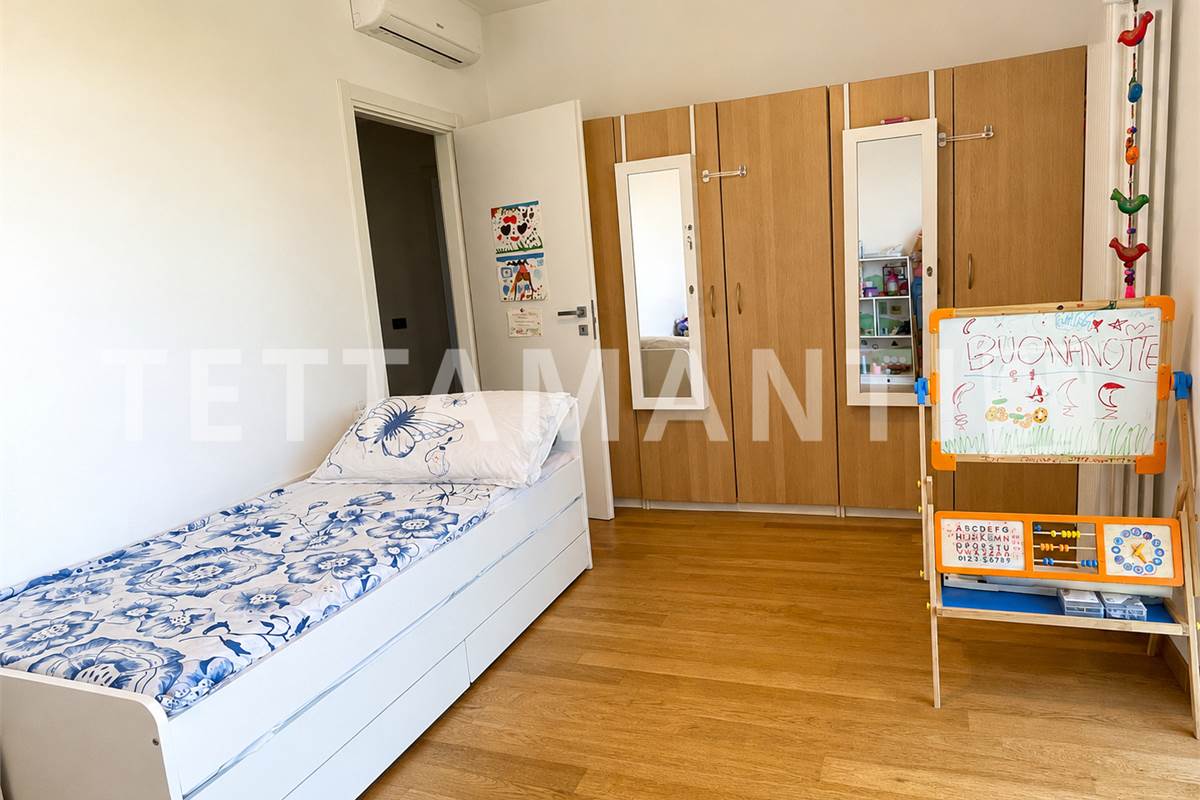 Ampio Appartamento Vista Lago a Como Garzola con box
