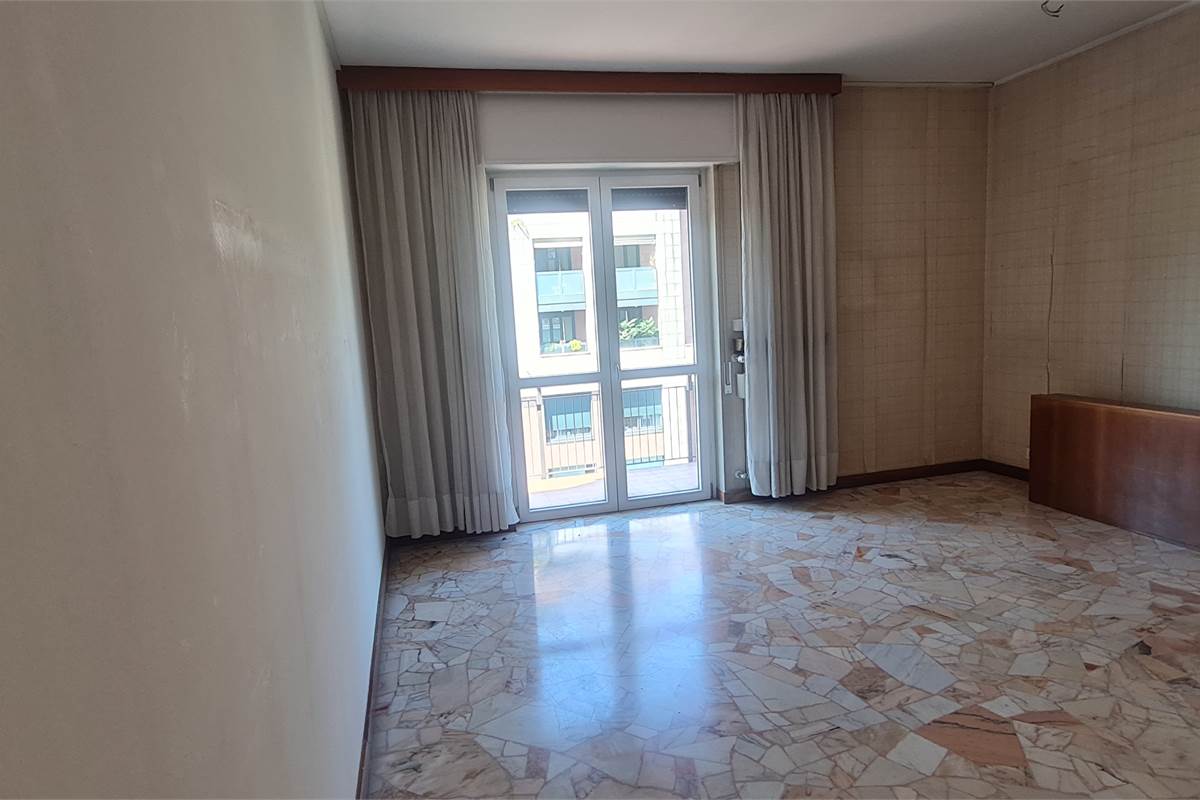 Como Borghi trilocale