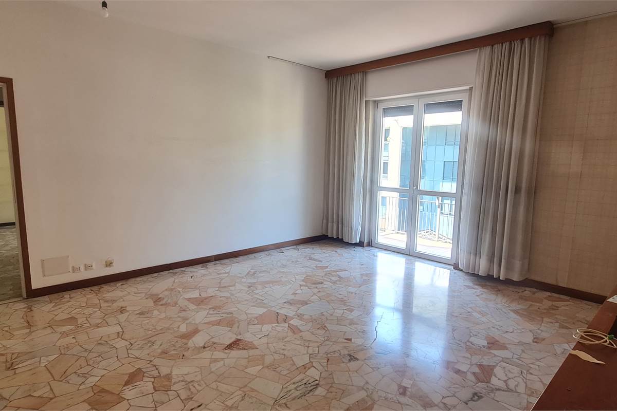 Como Borghi trilocale