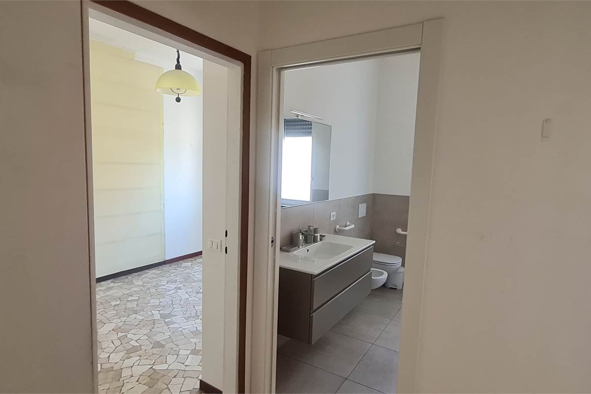 Como Borghi trilocale