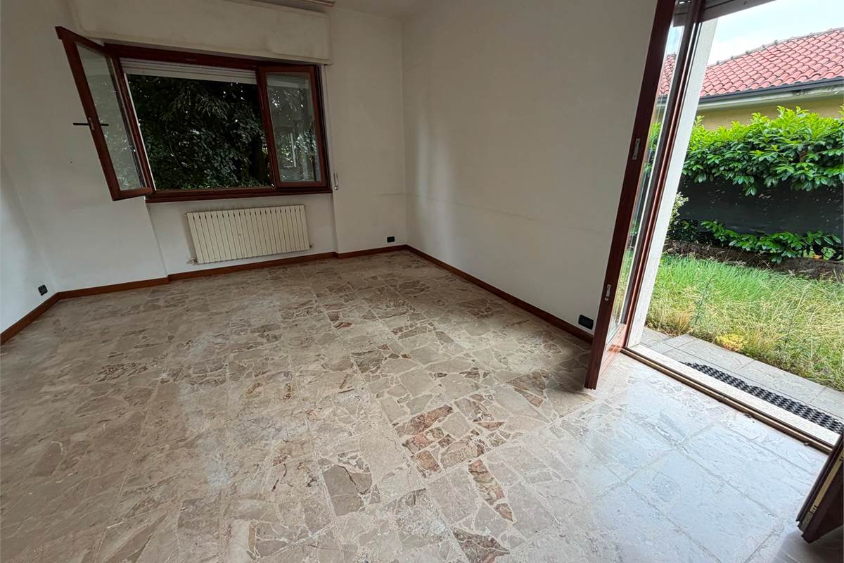 Albese villa singola