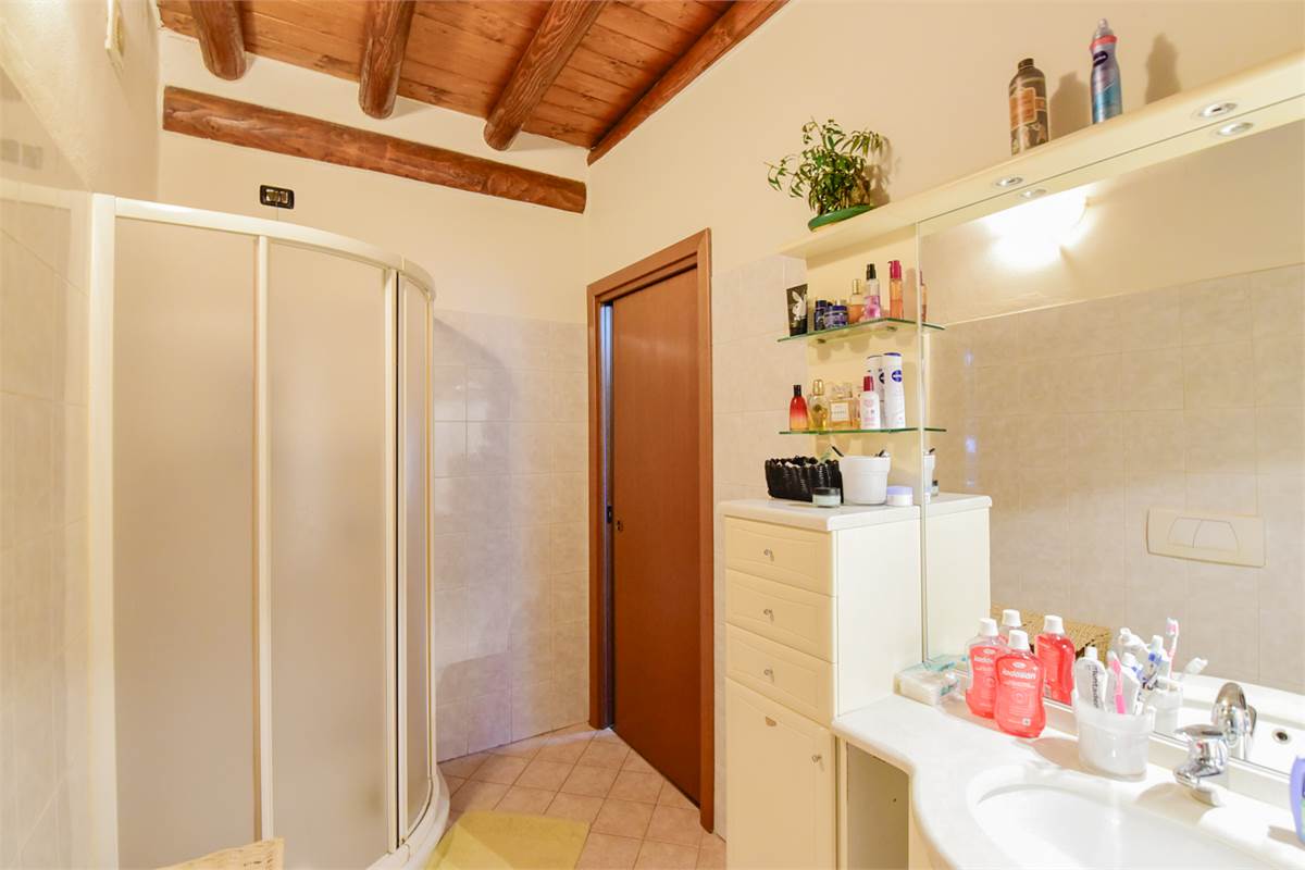 DUPLEX CARATTERISTICO A CAMNAGO VOLTA
