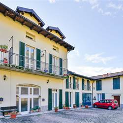 DUPLEX CARATTERISTICO A CAMNAGO VOLTA
