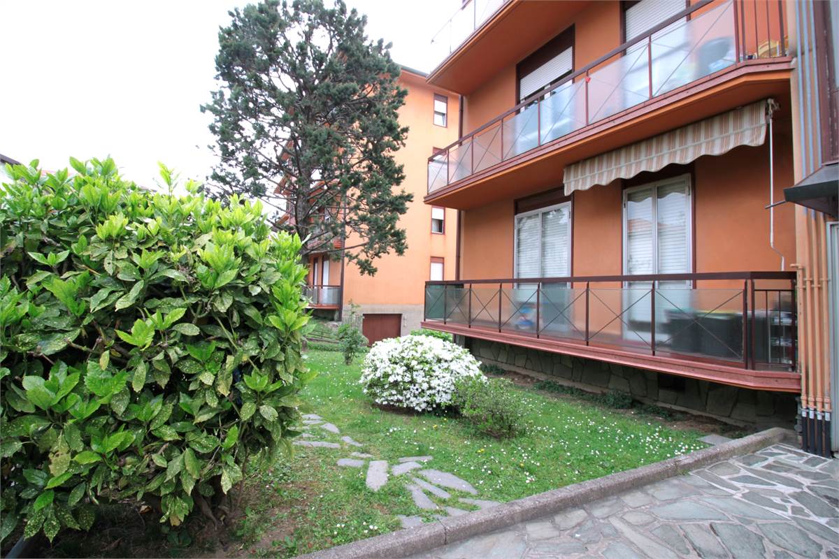 TRILOCALE IN VENDITA A REBBIO - COMO