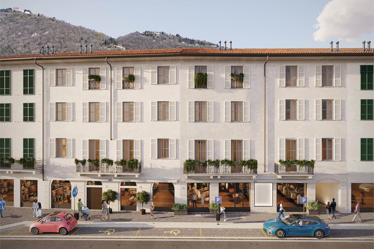 AMPIO TRILOCALE CON BALCONE