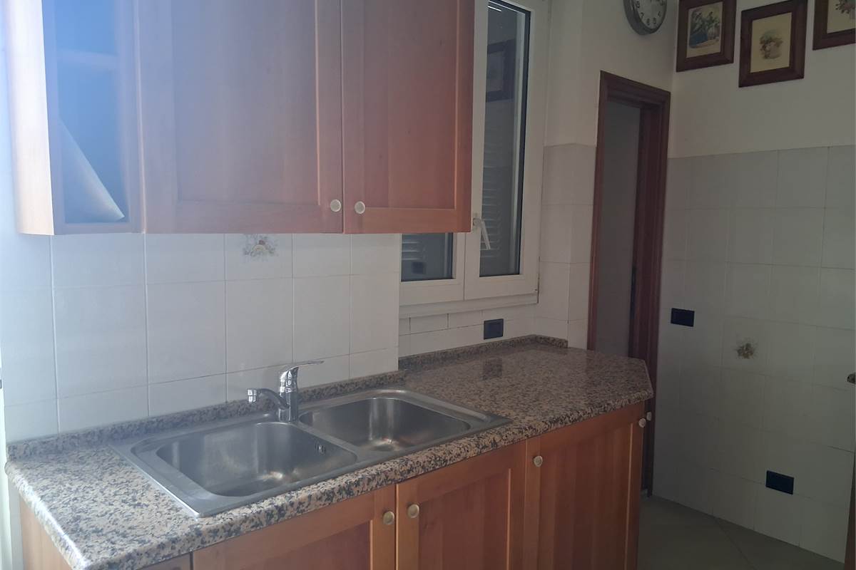 PORZIONE CASA CIELO TERRA CON  2 GRANDI BOX - ROVENNA - CERNOBBIO