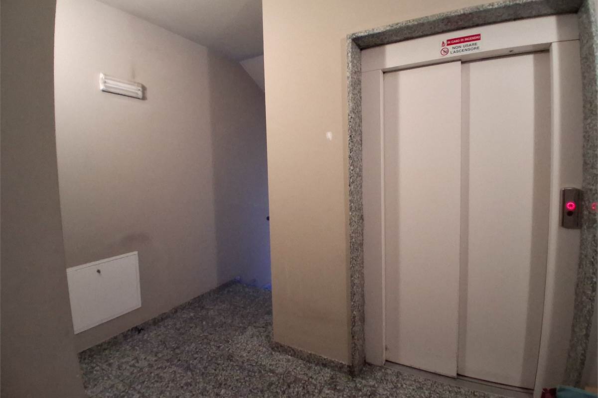 BILOCALE IN AFFITTO - VIA ALCIATO-BORGHI- COMO 