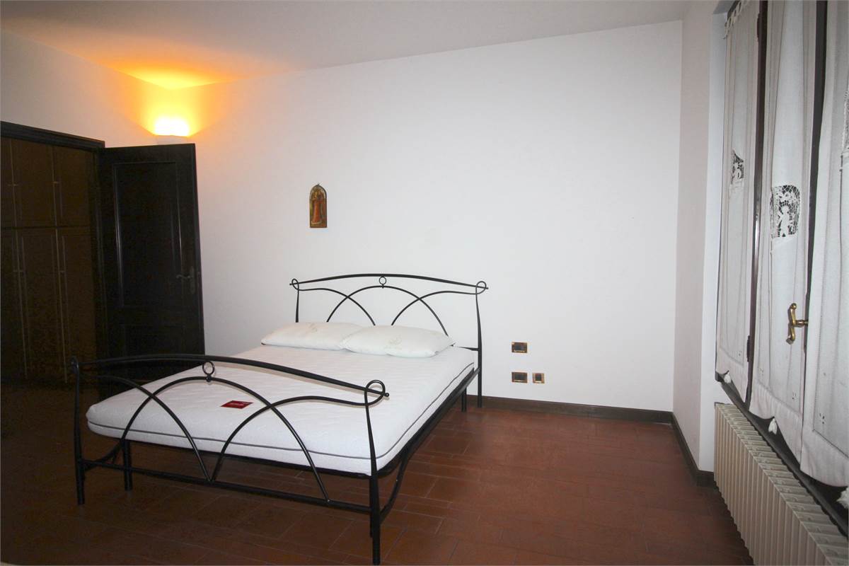 AFFITTO VILLA CON AMPIO GIARDINO PRIVATO CASCINA PELADA CANTU'