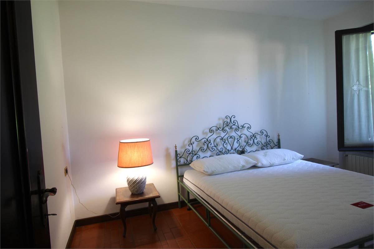 AFFITTO VILLA CON AMPIO GIARDINO PRIVATO CASCINA PELADA CANTU'
