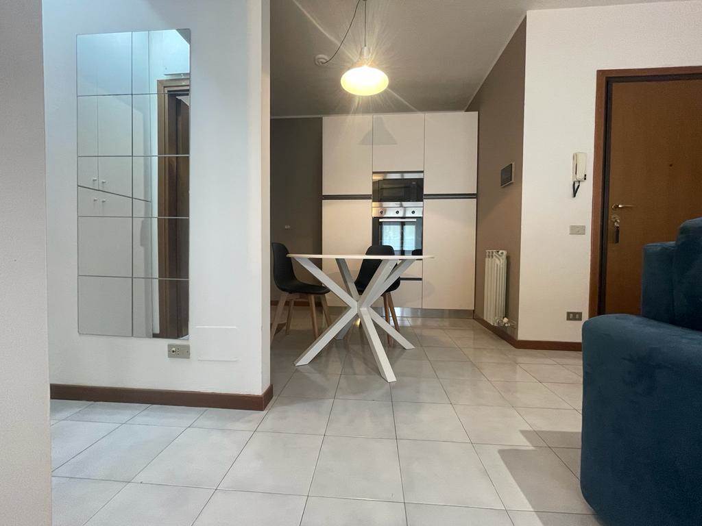 GRAZIOSO MONOLOCALE  IN ZONA RESIDENZIALE
