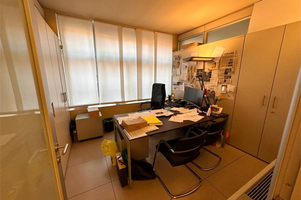 Ufficio di Prestigio in Via Fratelli Recchi 