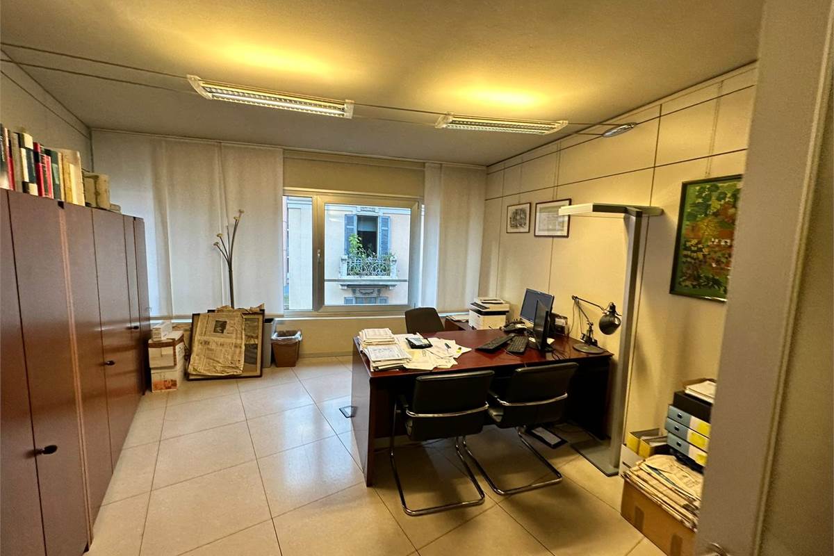 Ufficio di Prestigio in Via Fratelli Recchi 