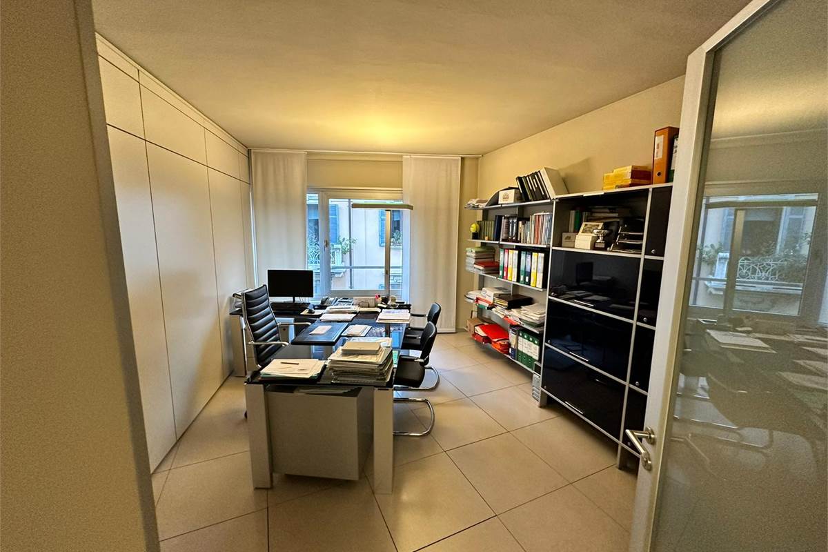 Ufficio di Prestigio in Via Fratelli Recchi 