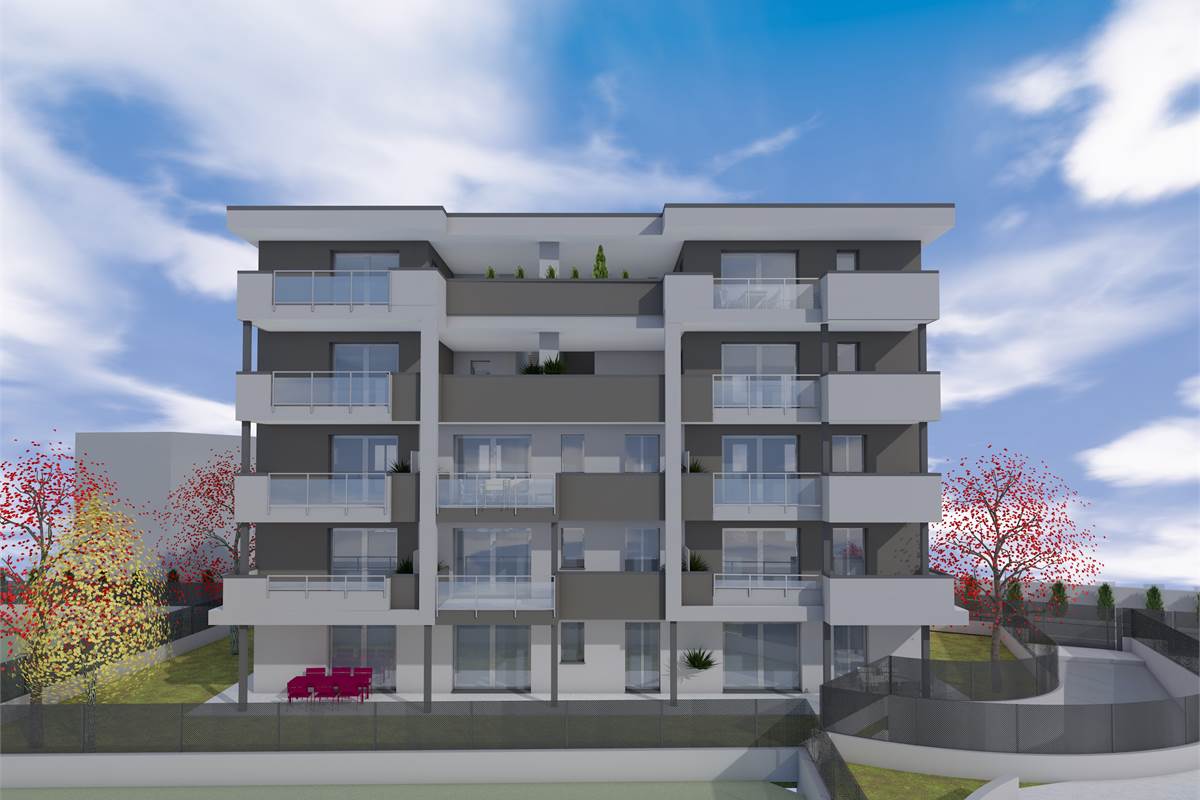 TRILOCALE CON TERRAZZINO
