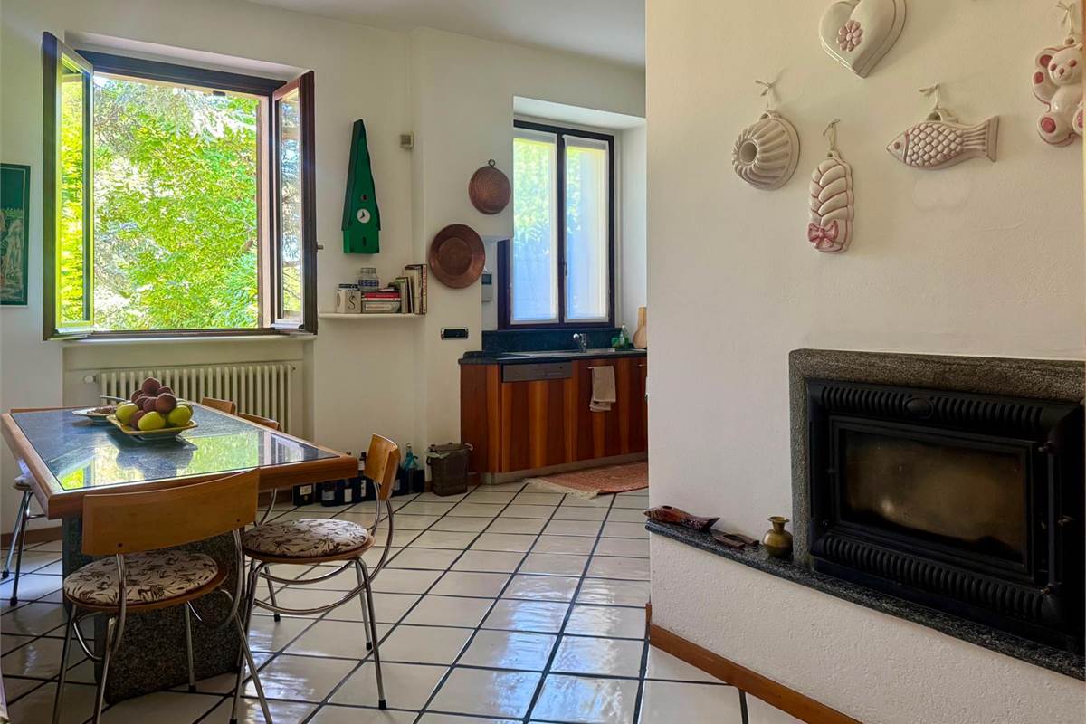 APPARTAMENTO PIANO PRIMO - CUCINA