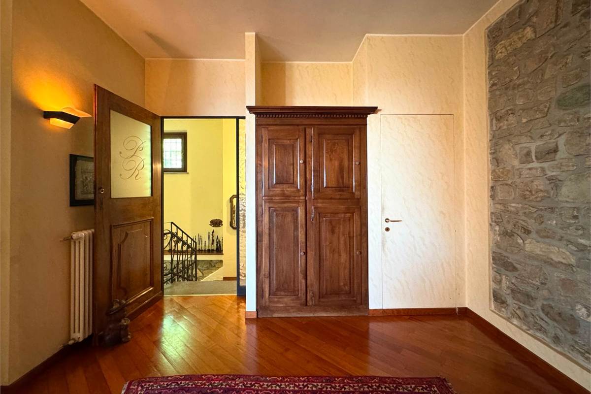APPARTAMENTO PIANO PRIMO - INGRESSO
