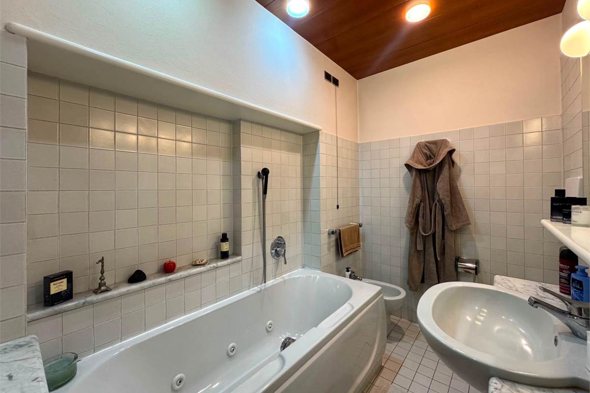 APPARTAMENTO PIANO PRIMO - BAGNO 2
