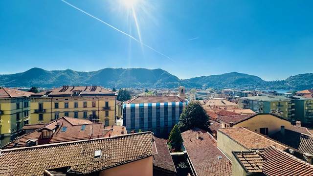 Como: