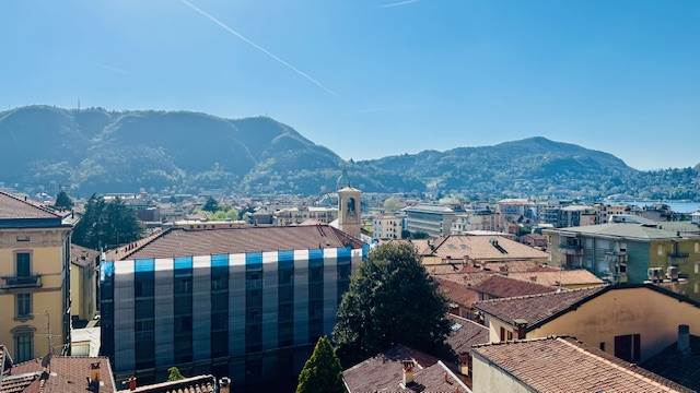 Como: