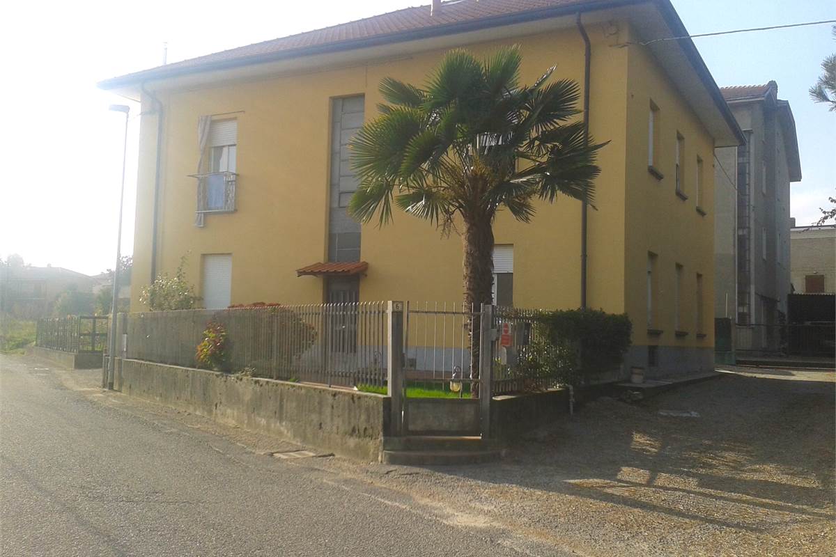 Appartamento In Vendita a Cantù