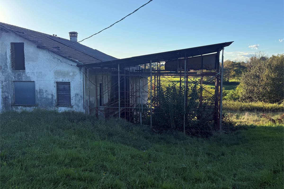 CANTU' AMPIO TERRENO PANORAMICO