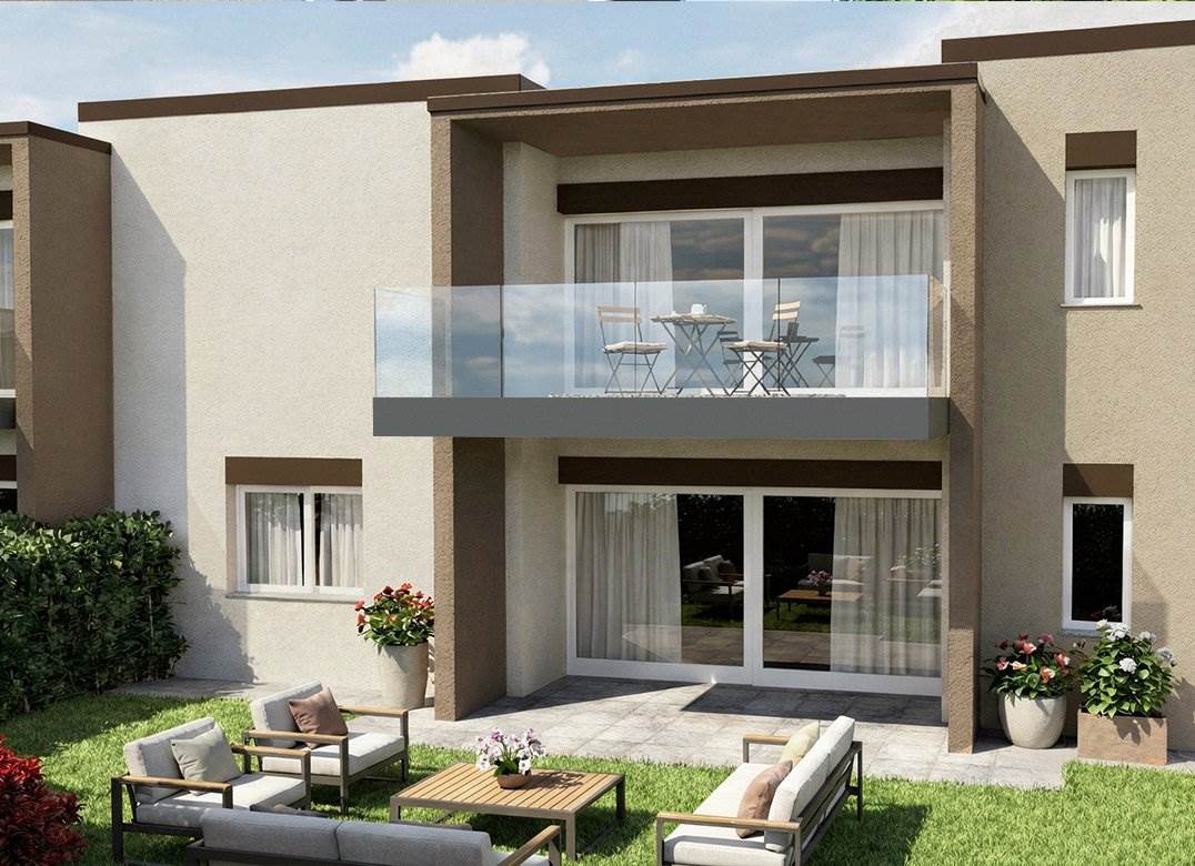 BREGNANO NUOVO TRILOCALE CON GIARDINO E BOX
