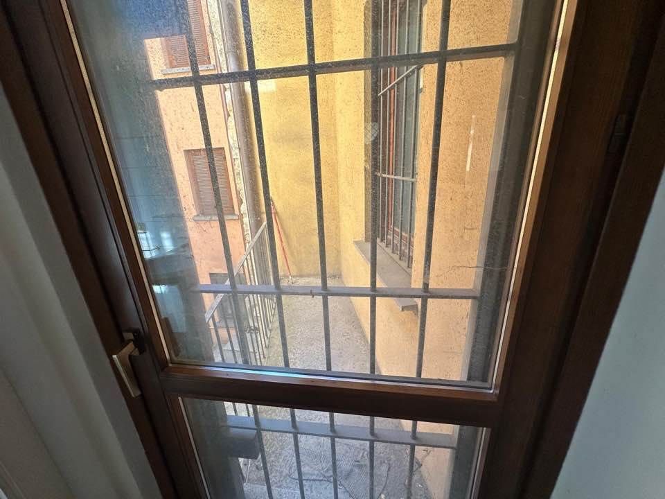 CANTU' CENTRO AMPIO UFFICIO /APPARTAMENTO