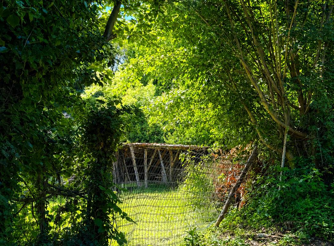 Capiago Intimiano zona verde - Cascina Pelada RUSTICO E TERRENO