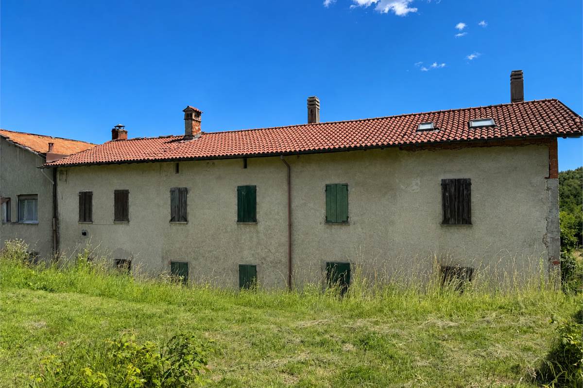 Capiago Intimiano zona verde - Cascina Pelada RUSTICO E TERRENO