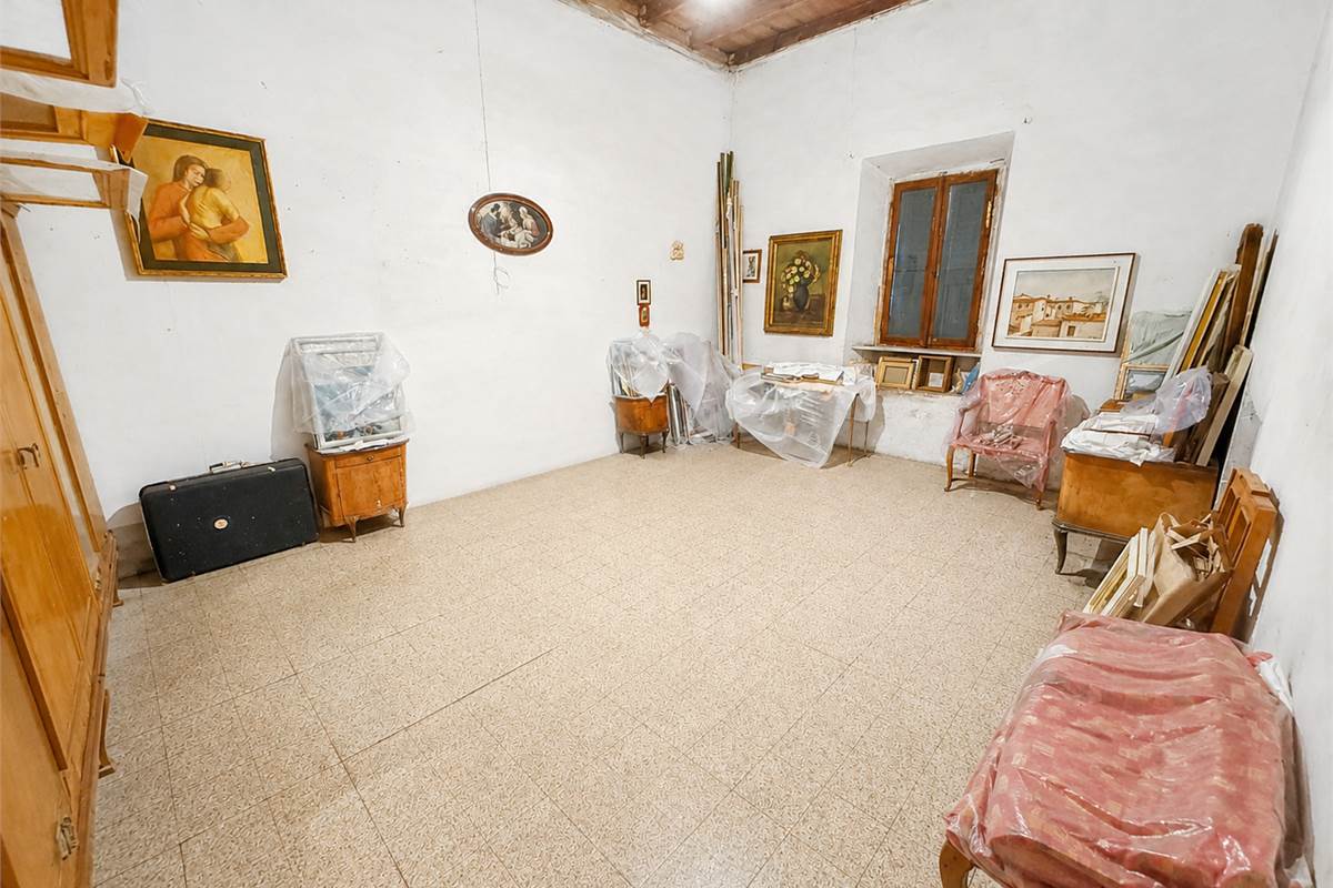 Capiago Intimiano zona verde - Cascina Pelada RUSTICO E TERRENO