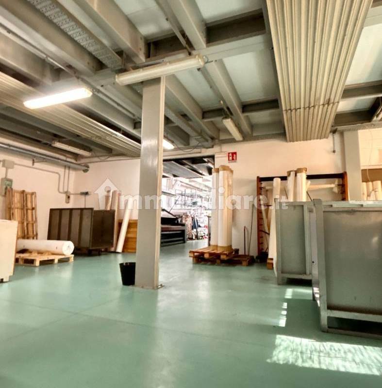 produttivo con uffici in vendita