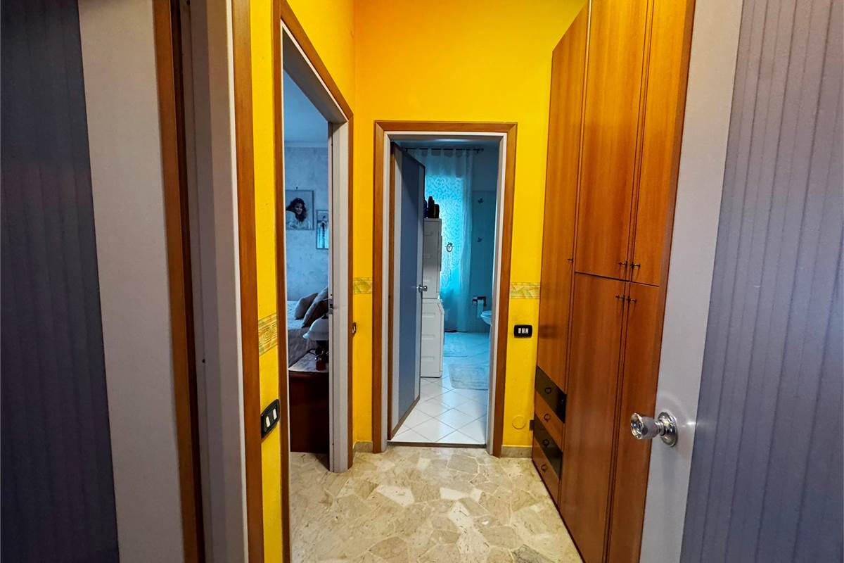 Trilocale con box