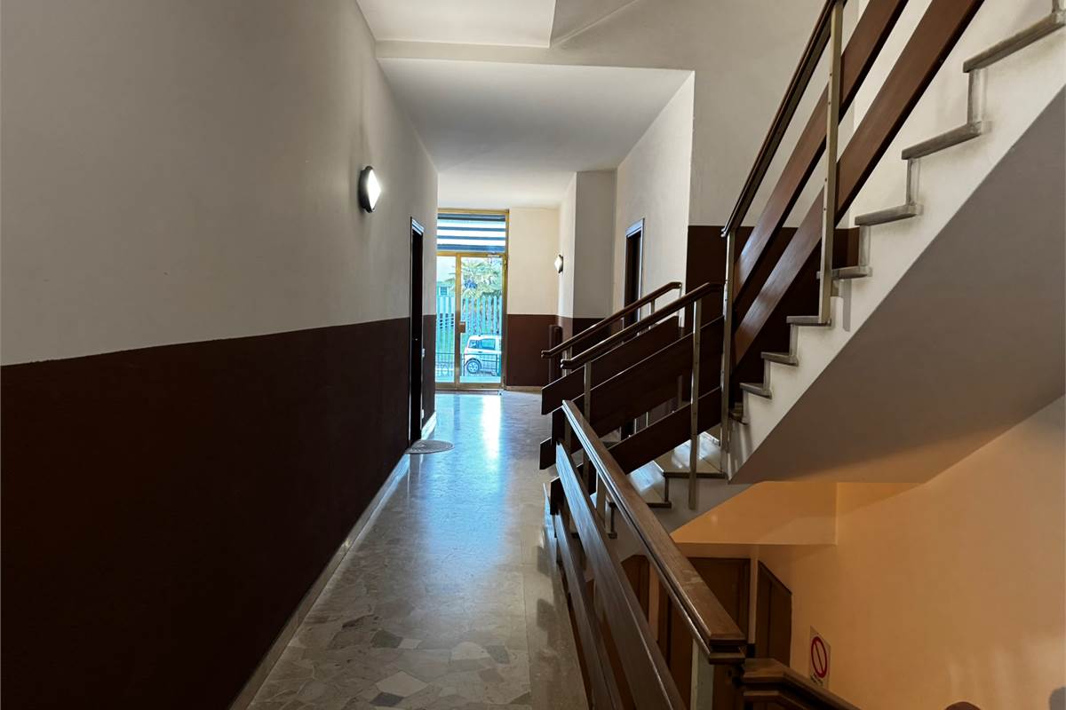 Trilocale con box