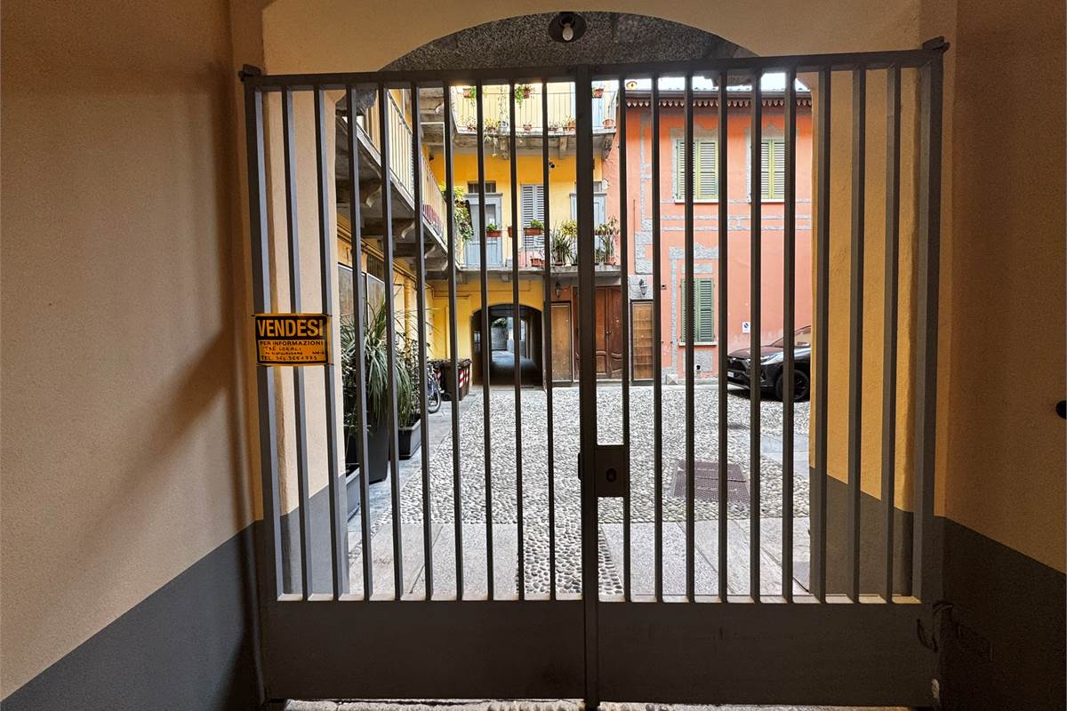 Bilocale da Ristrutturare