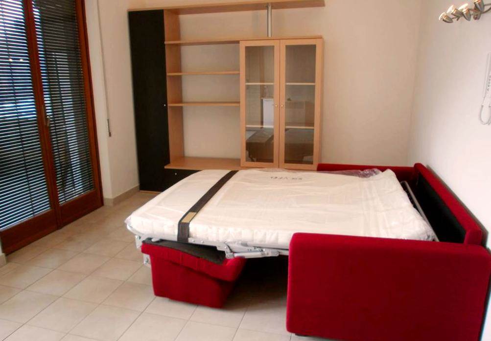 Monolocale con terrazzo
