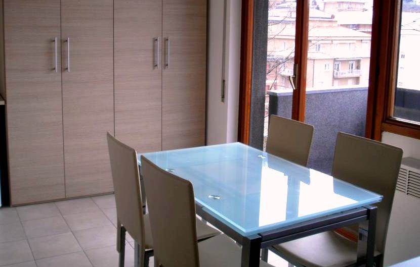Monolocale con terrazzo