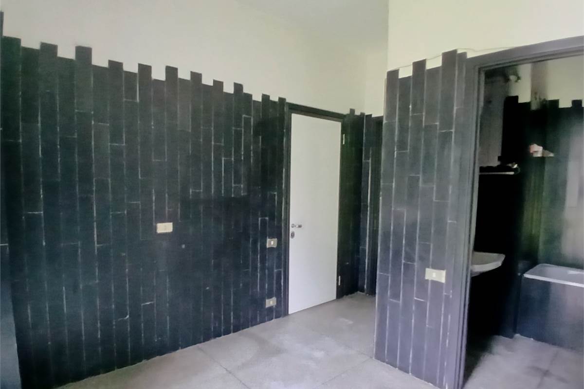 Como Borghi Trilocale Doppi Servizi Terrazzini