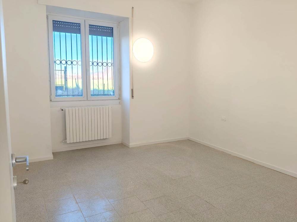3 locali In Vendita a Turate